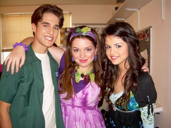 Daniel Samonas with the cast of Wizards of Waverly Place.